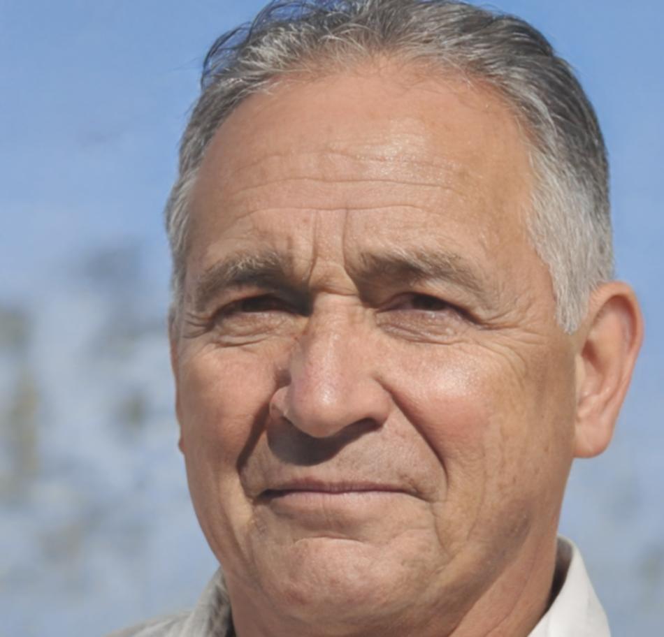 Retrato profesional de Borja Iniesta