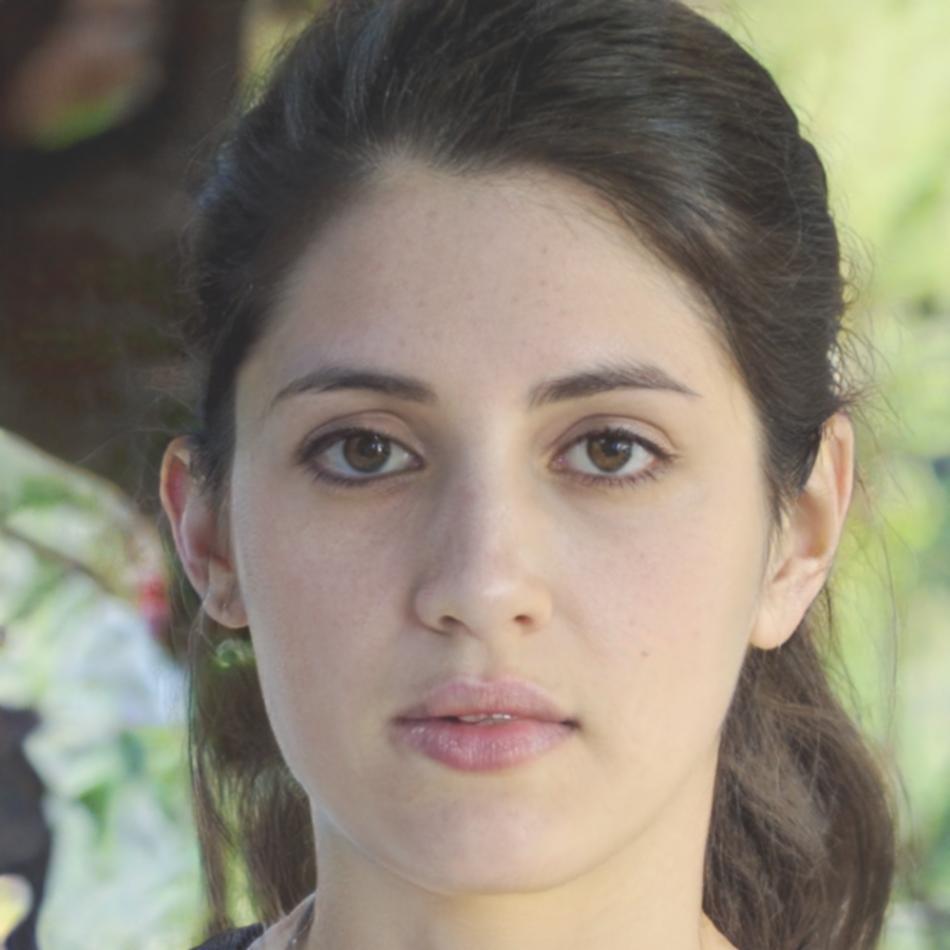 Retrato profesional de Elisenda Pujadas